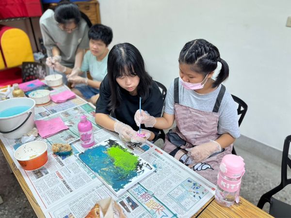 假日學校壓印畫